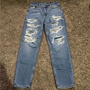 American Eagle Mom Jeans